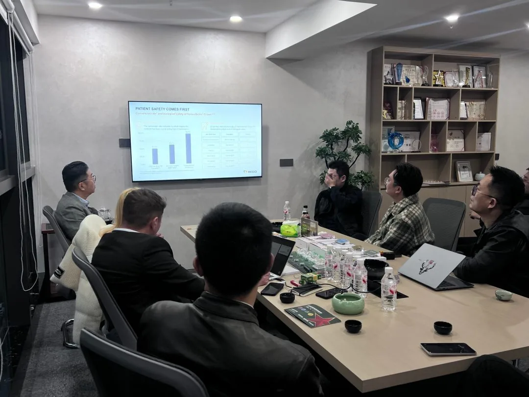 BEGO代表团参观塞领科技生产车间与研发中心
